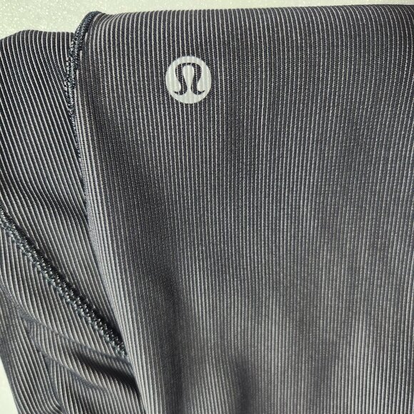 Lululemon Base Pace High-Rise Running Two Toned Ribbed Tight Size 8 - Picture 8 of 16